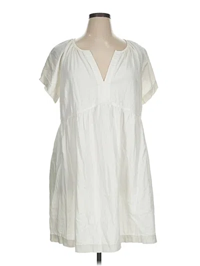 Pre-owned Universal Thread Casual Dress In White