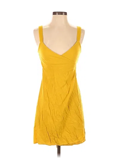 Pre-owned Universal Thread Casual Dress In Yellow