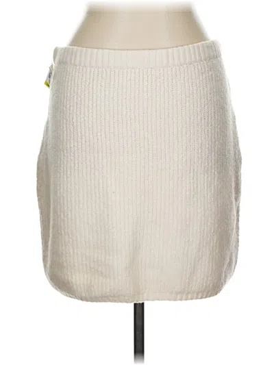 Pre-owned Universal Thread Casual Skirt In Ivory
