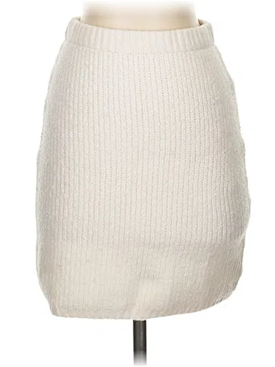 Pre-owned Universal Thread Casual Skirt In White