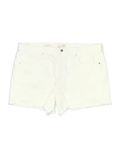 Pre-owned Universal Thread Denim Shorts In Ivory