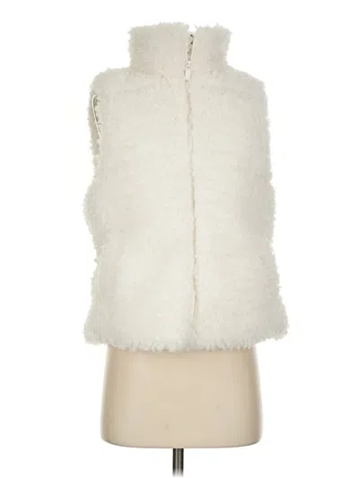 Universal Thread Faux Fur Vest In Ivory