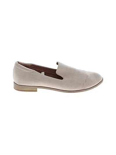 Pre-owned Universal Thread Flats In Gray