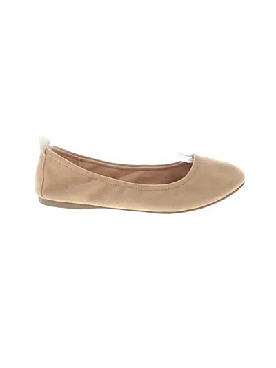 Pre-owned Universal Thread Flats In Tan