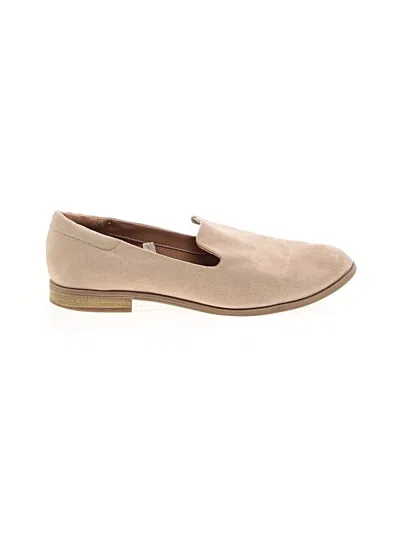 Pre-owned Universal Thread Flats In Tan