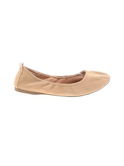 Pre-owned Universal Thread Flats In Tan