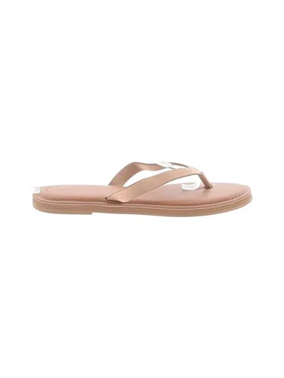 Pre-owned Universal Thread Flip Flops In Tan