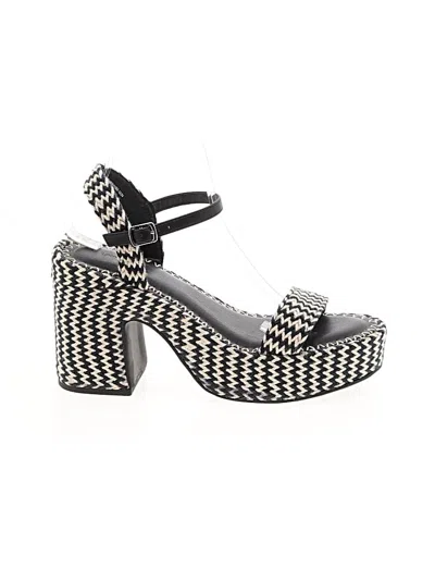 Pre-owned Universal Thread Heels In Black