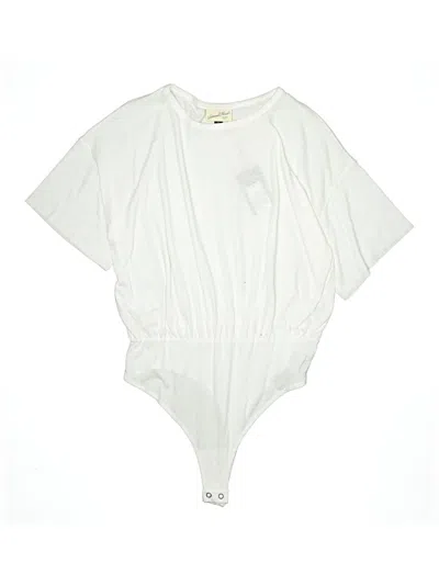 Universal Thread Kimono In White