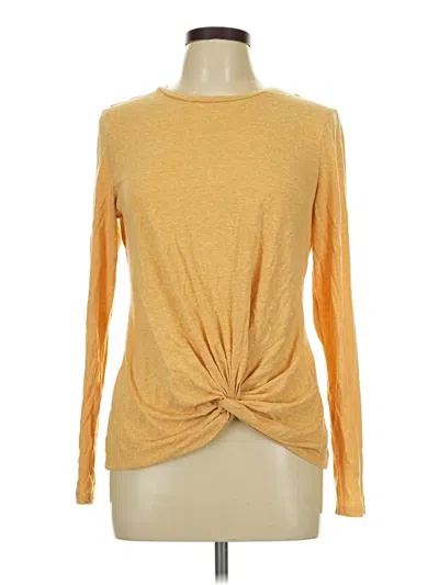 Pre-owned Universal Thread Long Sleeve T-shirt In Gold
