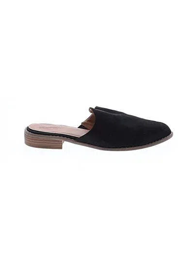 Pre-owned Universal Thread Mule/clog In Black