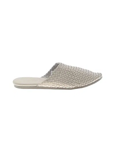 Pre-owned Universal Thread Mule/clog In Ivory