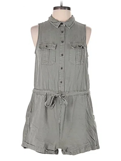 Pre-owned Universal Thread Romper In Gray