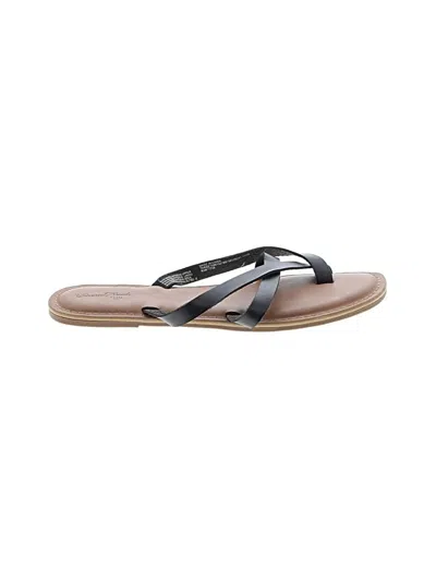 Pre-owned Universal Thread Sandals In Black