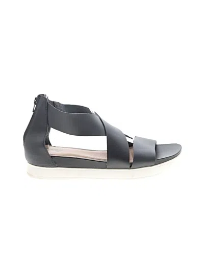 Pre-owned Universal Thread Sandals In Black