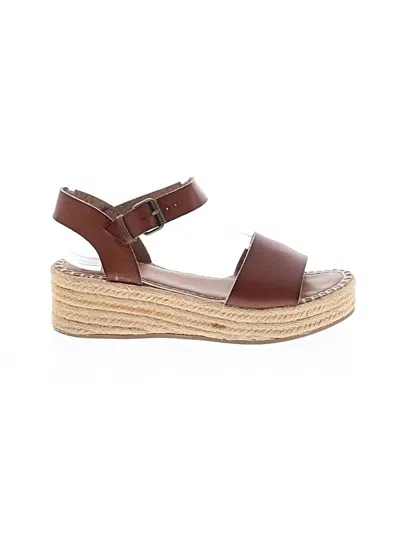 Pre-owned Universal Thread Sandals In Brown