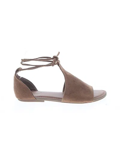 Pre-owned Universal Thread Sandals In Brown