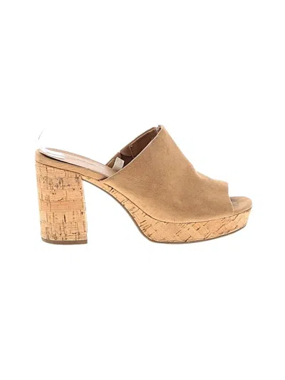 Pre-owned Universal Thread Sandals In Brown
