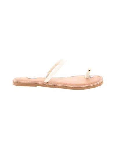 Pre-owned Universal Thread Sandals In Ivory