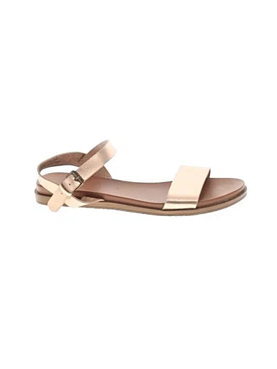 Pre-owned Universal Thread Sandals In Tan