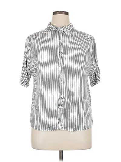 Pre-owned Universal Thread Short Sleeve Blouse In Gray