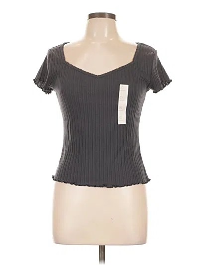 Pre-owned Universal Thread Short Sleeve T-shirt In Gray