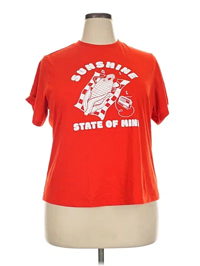 Pre-owned Universal Thread Short Sleeve T-shirt In Red