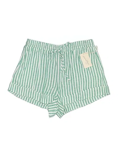Pre-owned Universal Thread Shorts In Green