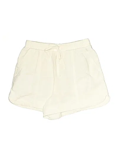 Pre-owned Universal Thread Shorts In Ivory