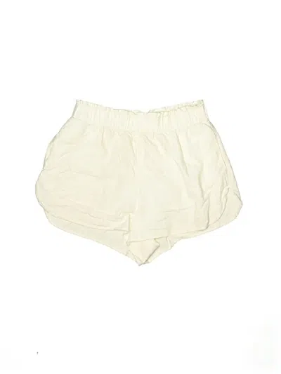 Pre-owned Universal Thread Shorts In Ivory