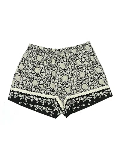 Pre-owned Universal Thread Shorts In Ivory