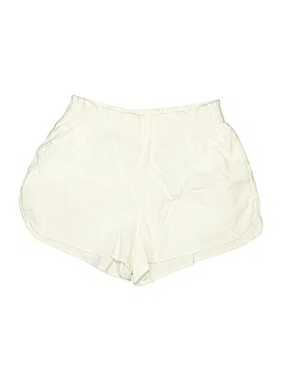 Pre-owned Universal Thread Shorts In White