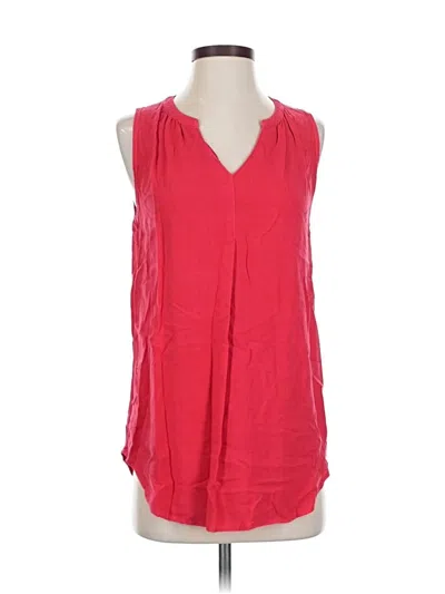 Pre-owned Universal Thread Sleeveless Blouse In Red