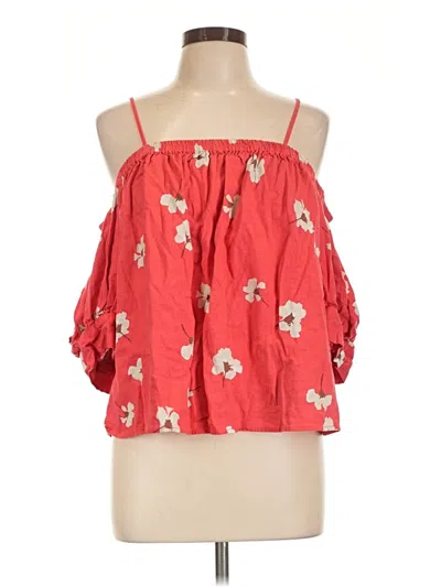 Pre-owned Universal Thread Sleeveless Blouse In Red