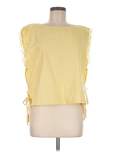 Pre-owned Universal Thread Sleeveless T-shirt In Yellow