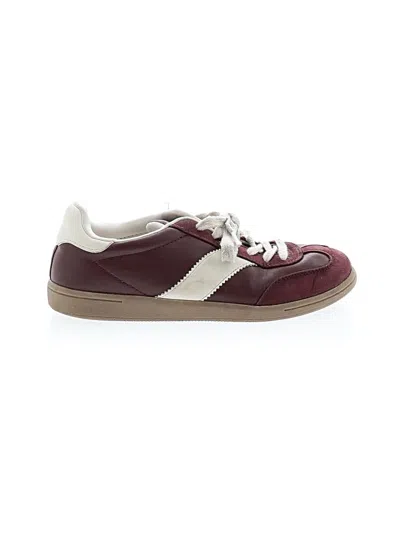 Pre-owned Universal Thread Sneakers In Burgundy