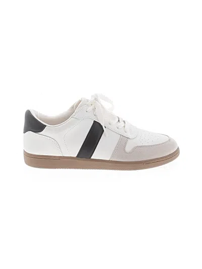 Pre-owned Universal Thread Sneakers In White