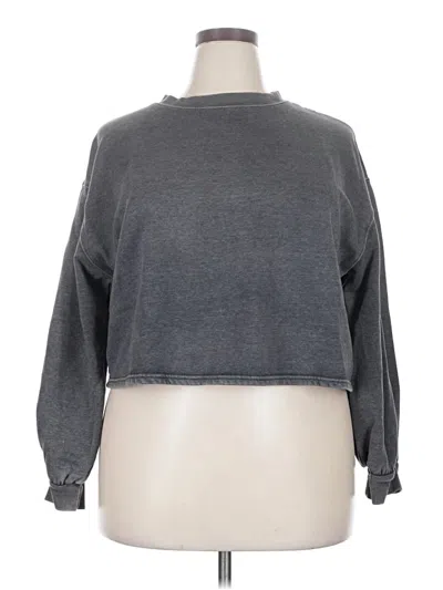 Pre-owned Universal Thread Sweatshirt In Gray
