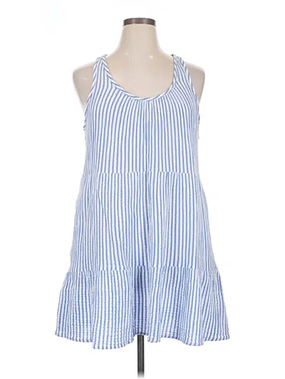 Pre-owned Universal Thread Tank Top Blue Halter Neckline Tops