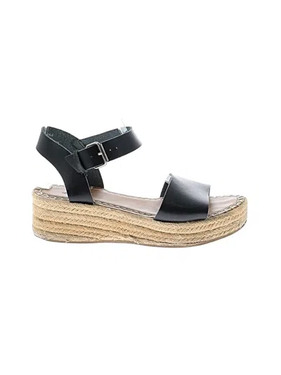 Pre-owned Universal Thread Wedges In Black