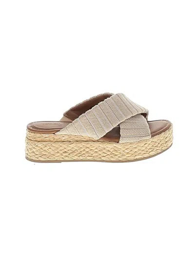 Pre-owned Universal Thread Wedges In Tan
