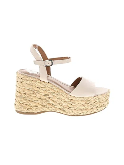 Pre-owned Universal Thread Wedges In White