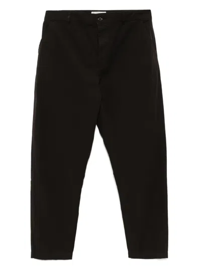 UNIVERSAL WORKS MILITARY CHINOS