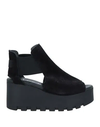 Unlace Woman Sandals Black Size 8 Soft Leather