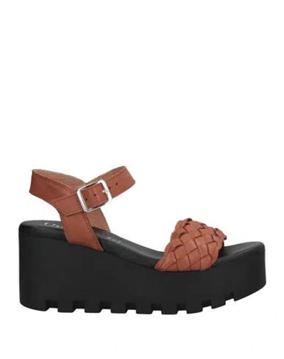 Unlace Woman Sandals Tan Size 5 Soft Leather In Brown