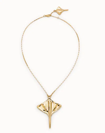 Unode50 Short Chain Pendant Necklace With Manta Ray In Gold