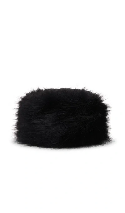 Unreal Fur Natasha Hat In 블랙
