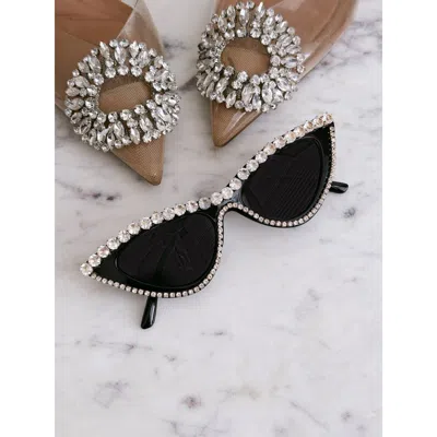 Untamed Petals Boss Babe Sunnies In Gold
