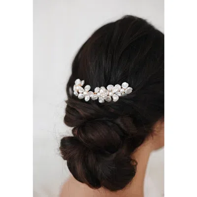 Untamed Petals Jules Baroque Pearl Hair Comb In White