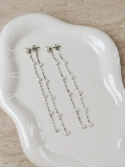 Untamed Petals Lara Pearl Drop Earrings In Silver